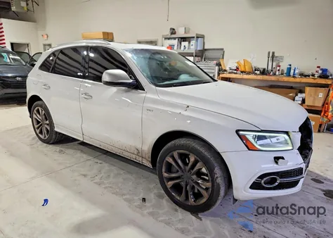 2016 Audi Sq5 Premium Plus z USA, uszkodzony, nr VIN WA1CCAFP1GA089378